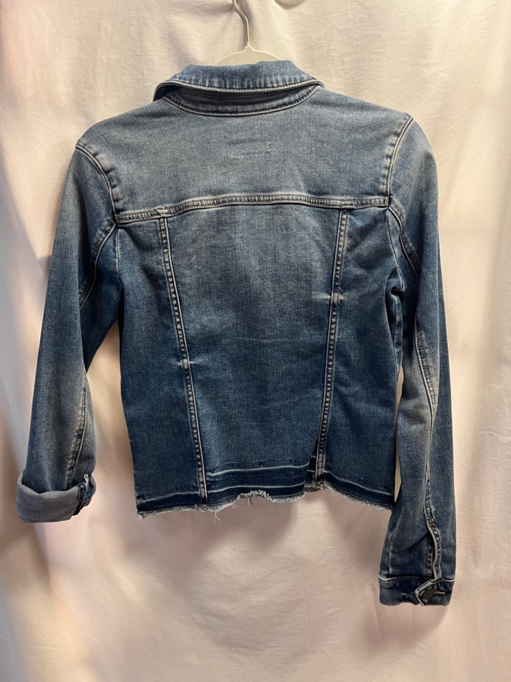 Kut from the Kloth Frayed Hem Faded Blue Denim Jacket - Picture 4 of 4